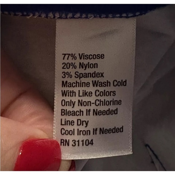 NWT The Limited Blue Geometric Print Pencil Skirt Womens Size 2 (1679) - Picture 5 of 5